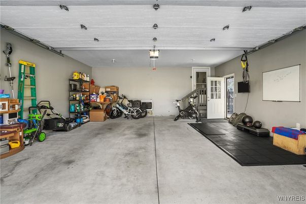 Fitness Equipment, Garage, Interior