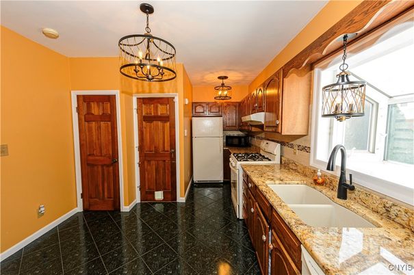 Chandelier, Interior, Kitchen, Pendant Lights