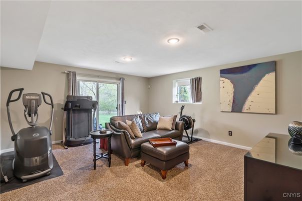 Fitness Equipment, Interior, Living room, Recessed Lighting
