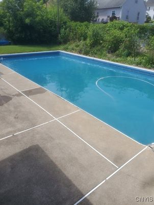 Exterior, Pool