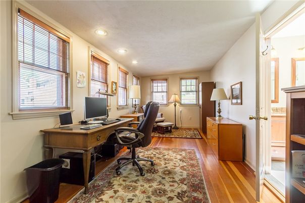 Home Office, Interior, Recessed Lighting, Wood Texture Flooring