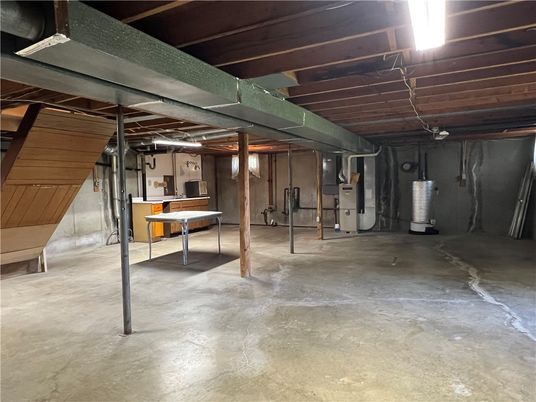Interior, Wooden Beams