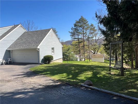 Backyard, Detached Garage, Exterior