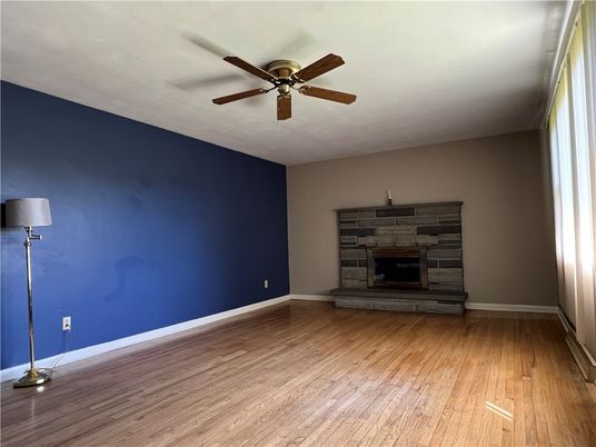Empty room, Fireplace, Interior, Wood Texture Flooring