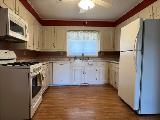 Interior, Kitchen, Wood Texture Flooring