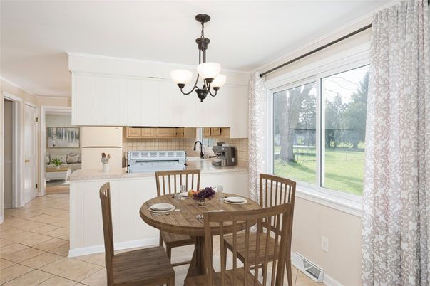 Dining room, Interior, Kitchen, Pendant Lights