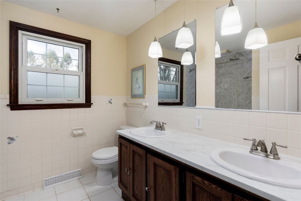 Bathroom, Dual Sink Vanities, Interior, Pendant Lights