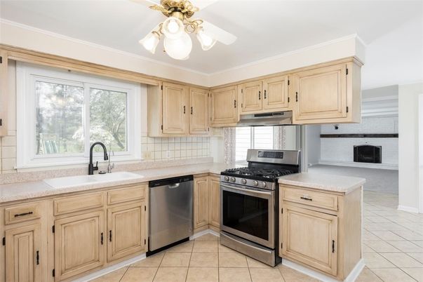 Interior, Kitchen, Stainless Steel Appliances