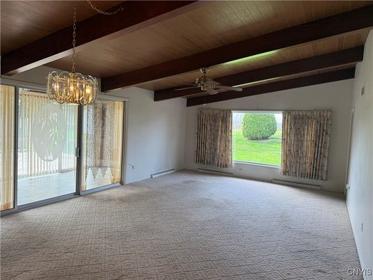 Chandelier, Empty room, Interior, Wooden Beams, Wooden Ceilings