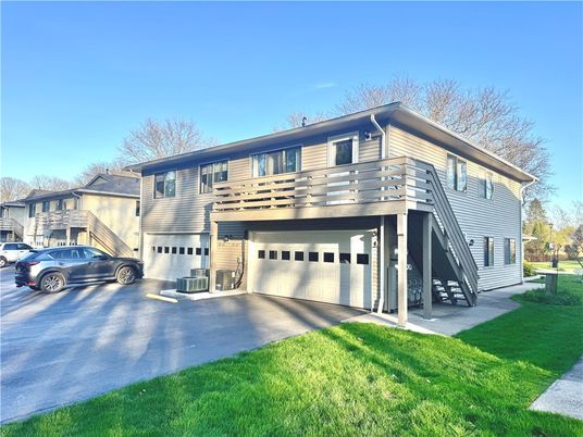 Attached, Exterior, Facade, Raised Ranch