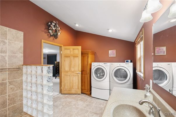 Interior, Recessed Lighting, Washer