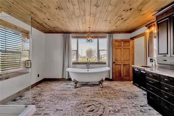Bathroom, Free Standing Baths, Glass Shower, Interior, Pendant Lights, Wooden Ceilings