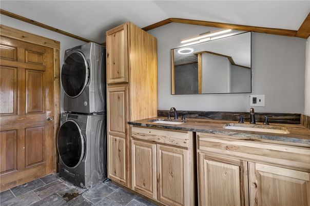 Interior, Utility Closets, Washer