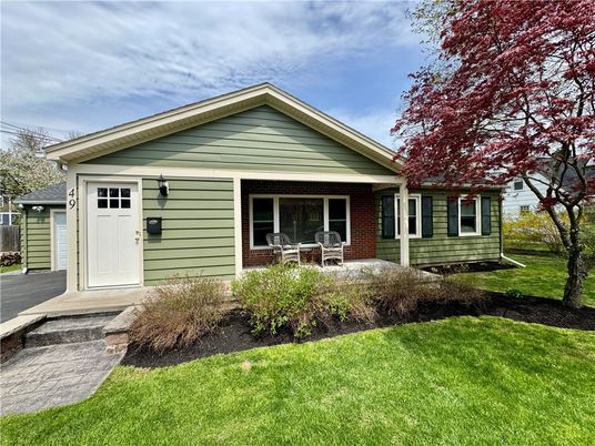 Attached, Exterior, Facade, Brick Facade, Ranch