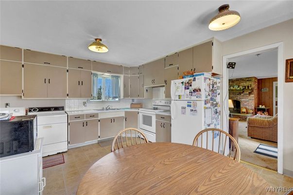 Dining room, Interior, Kitchen, Stone Walls