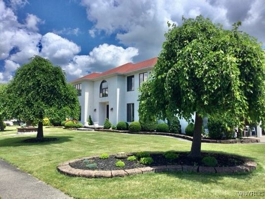 Backyard, Exterior, Facade, French Provincial