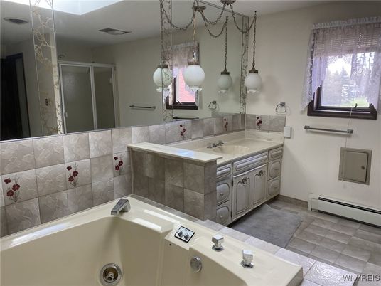 Bathroom, Interior, Pendant Lights
