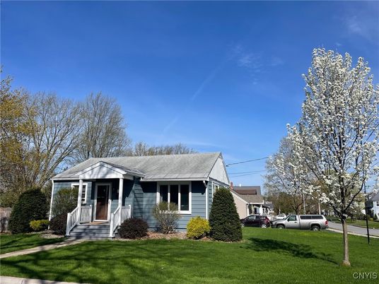 Backyard, Exterior, Facade, Cape Cod