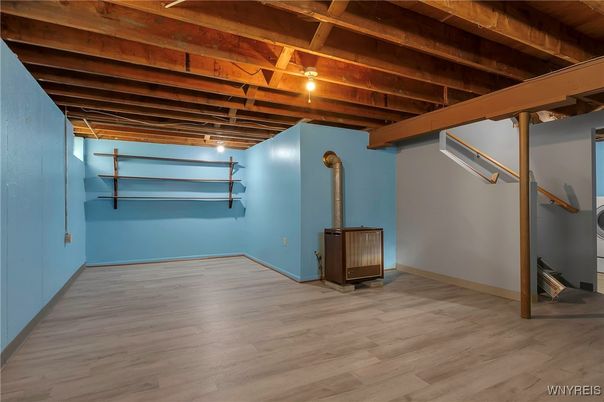 Empty room, Interior, Wooden Beams, Wooden Ceilings, Wood Texture Flooring