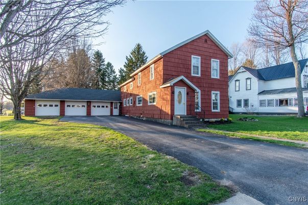 Attached, Exterior, Facade, Brick Facade, Farmhouse