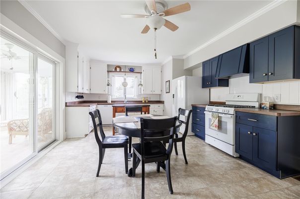 Dining room, Interior, Kitchen