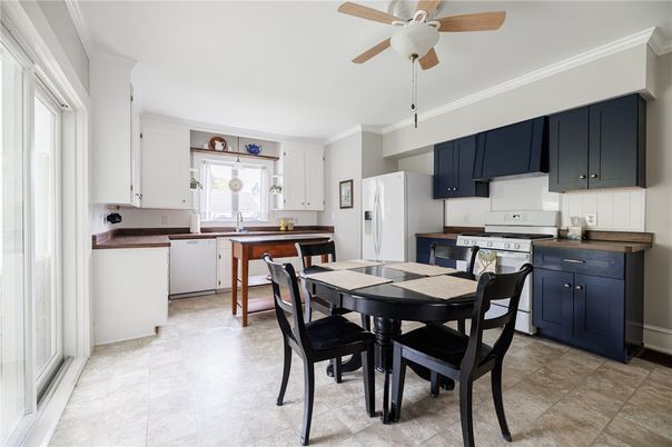 Dining room, Interior, Kitchen