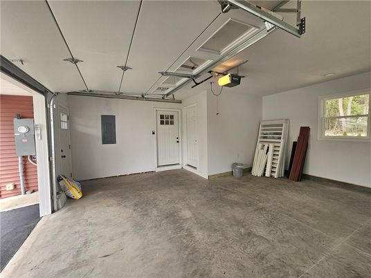 Garage, Interior