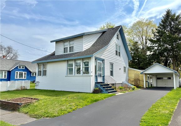 Detached Garage, Exterior
