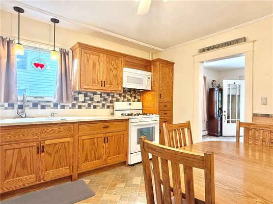 Interior, Kitchen, Pendant Lights