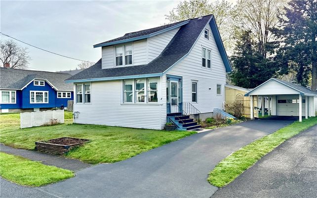 Backyard, Detached Garage, Exterior