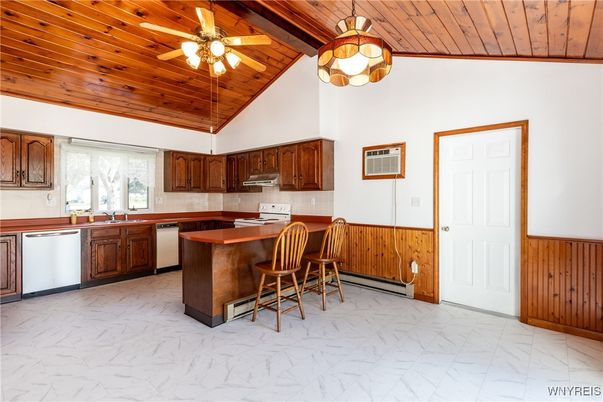 Interior, Kitchen, Marble, Pendant Lights, Wooden Ceilings