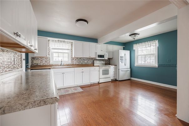 Interior, Kitchen, Wood Texture Flooring