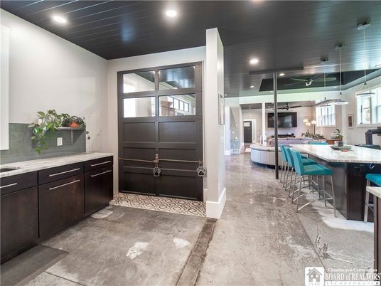 Interior, Kitchen, Pendant Lights, Recessed Lighting