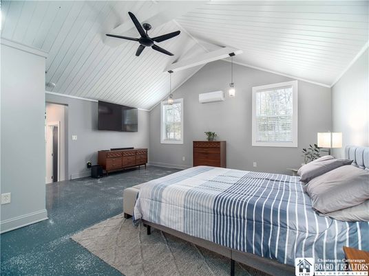 Bedroom, Interior, Pendant Lights