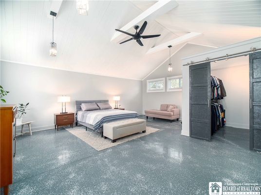 Bedroom, Interior, Pendant Lights