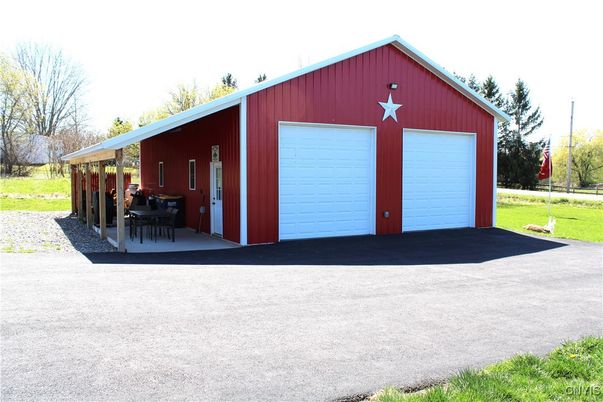 Backyard, Detached Garage, Exterior