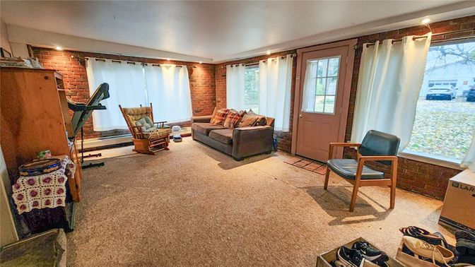 Fitness Equipment, Interior, Living room, Recessed Lighting, Stone Walls