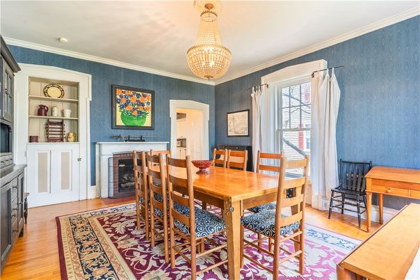 Chandelier, Dining room, Fireplace, Interior, Wood Texture Flooring