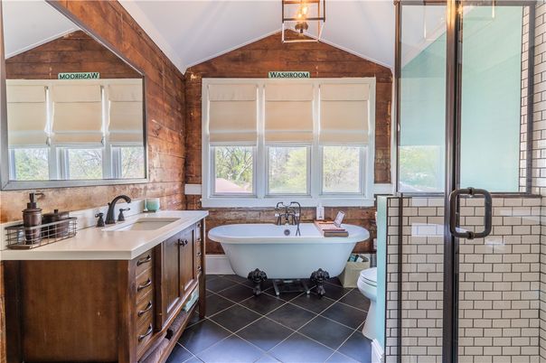 Bathroom, Dual Sink Vanities, Free Standing Baths, Interior