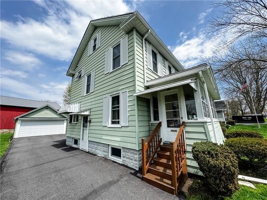 Detached Garage, Exterior