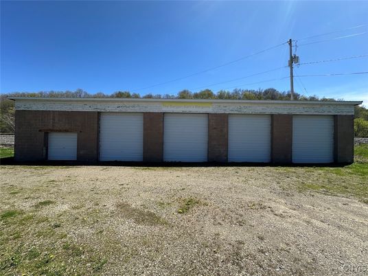 Detached Garage, Exterior