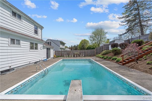 Exterior, Pool