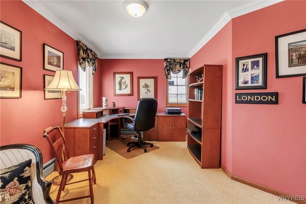 Home Office, Interior
