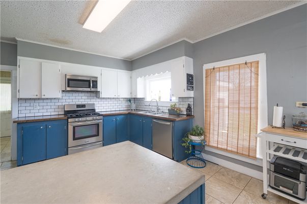 Interior, Kitchen, Stainless Steel Appliances