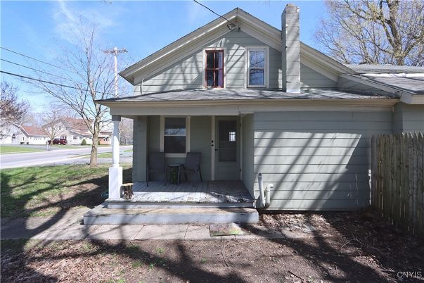Exterior, Facade, American Craftsman