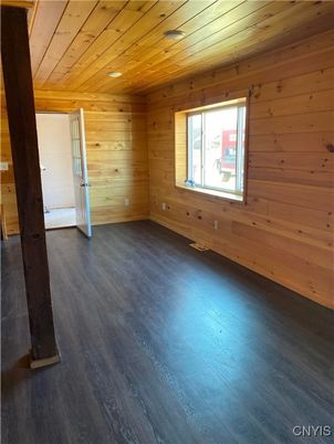 Empty room, Interior, Wooden Ceilings, Wood Texture Flooring, Wooden Walls