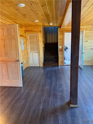 Empty room, Interior, Recessed Lighting, Wooden Ceilings, Wood Texture Flooring, Wooden Walls
