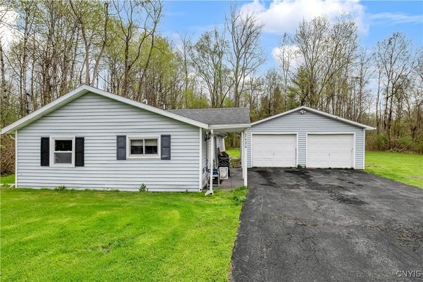 Backyard, Detached Garage, Exterior