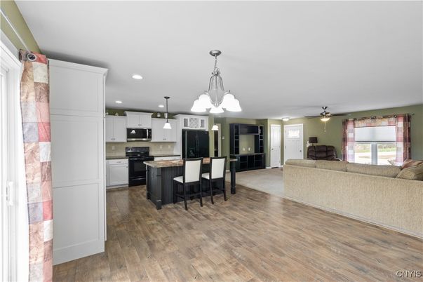 Interior, Kitchen, Living room, Pendant Lights, Recessed Lighting, Stainless Steel Appliances, Wood Texture Flooring