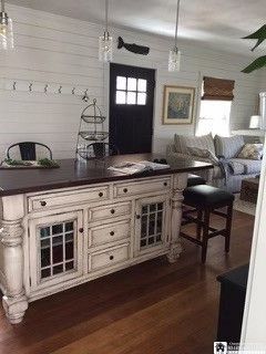 Interior, Kitchen, Living room, Pendant Lights, Wood Texture Flooring